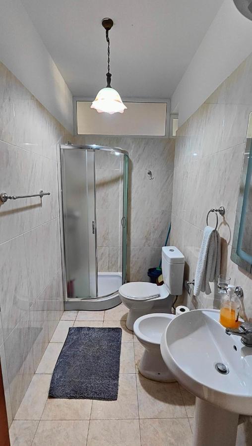 Appartamento Familiare Di Toni Shkodër Exterior foto
